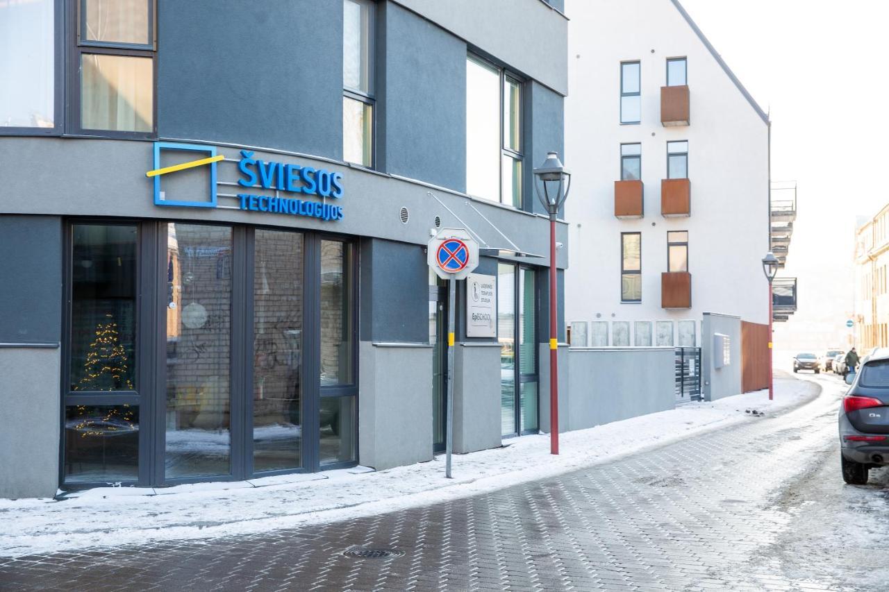 Luxurious Blue&Yellow Apartment In Kaunas Center Eksteriør billede