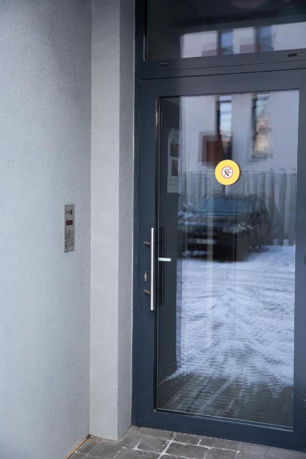 Luxurious Blue&Yellow Apartment In Kaunas Center Eksteriør billede